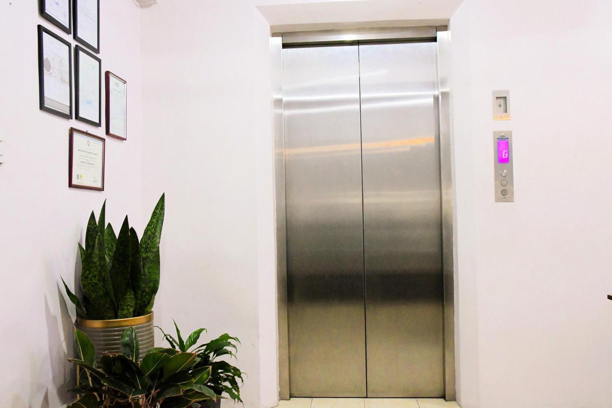 Arzo Hotel Makati Makati City Dış mekan fotoğraf