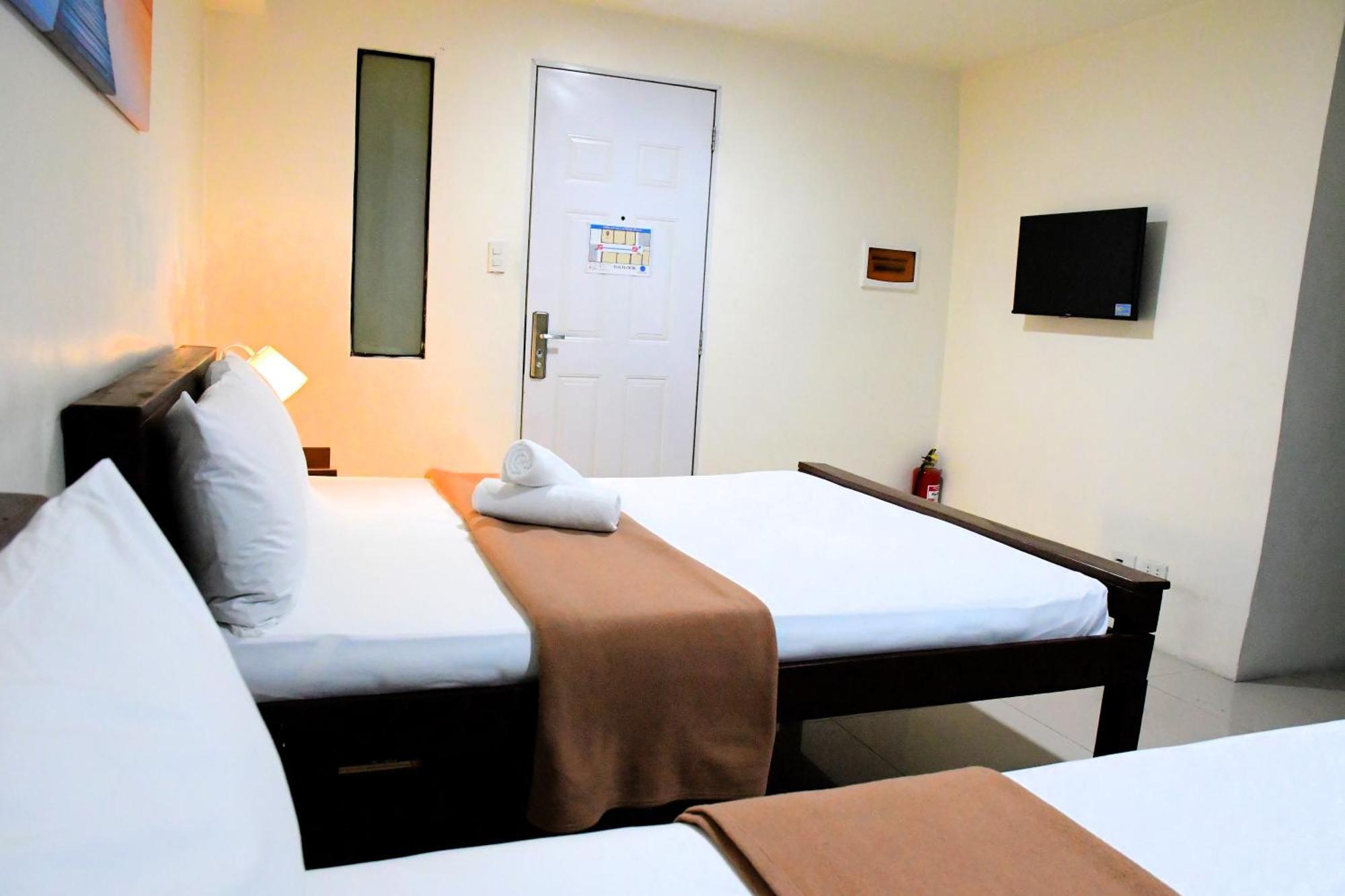 Arzo Hotel Makati Makati City Dış mekan fotoğraf